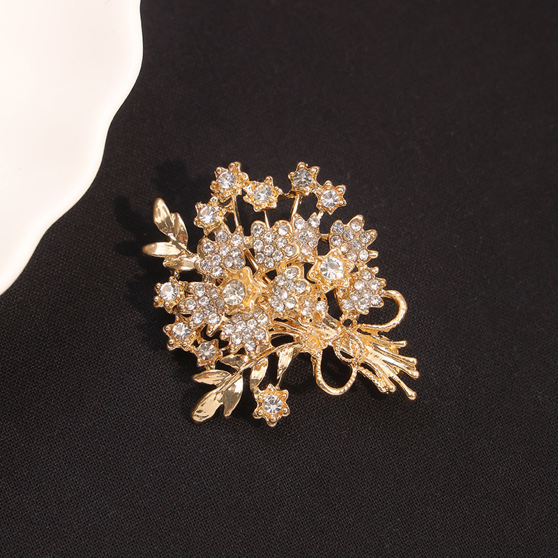 Luxury Brooches for Women Men  - đánh giá và giá Men Accessories Bouquet