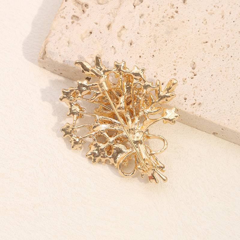 Luxury Brooches for Women Men  - đánh giá và giá Men Accessories Bouquet