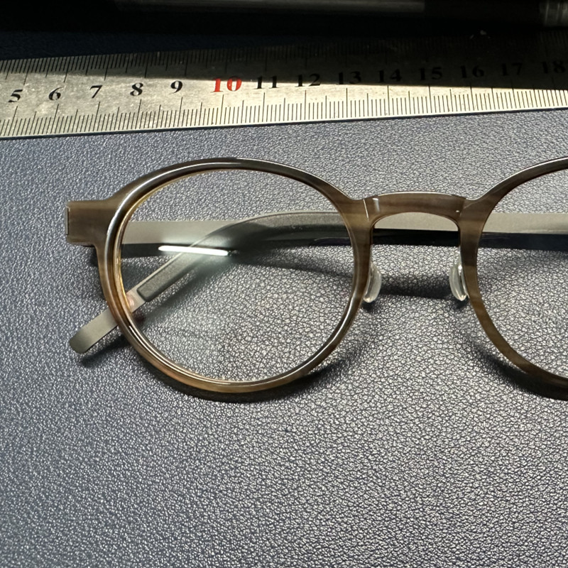 Buffalo Horn Titanium Glasses  - đánh giá và giá Men Accessories Hk